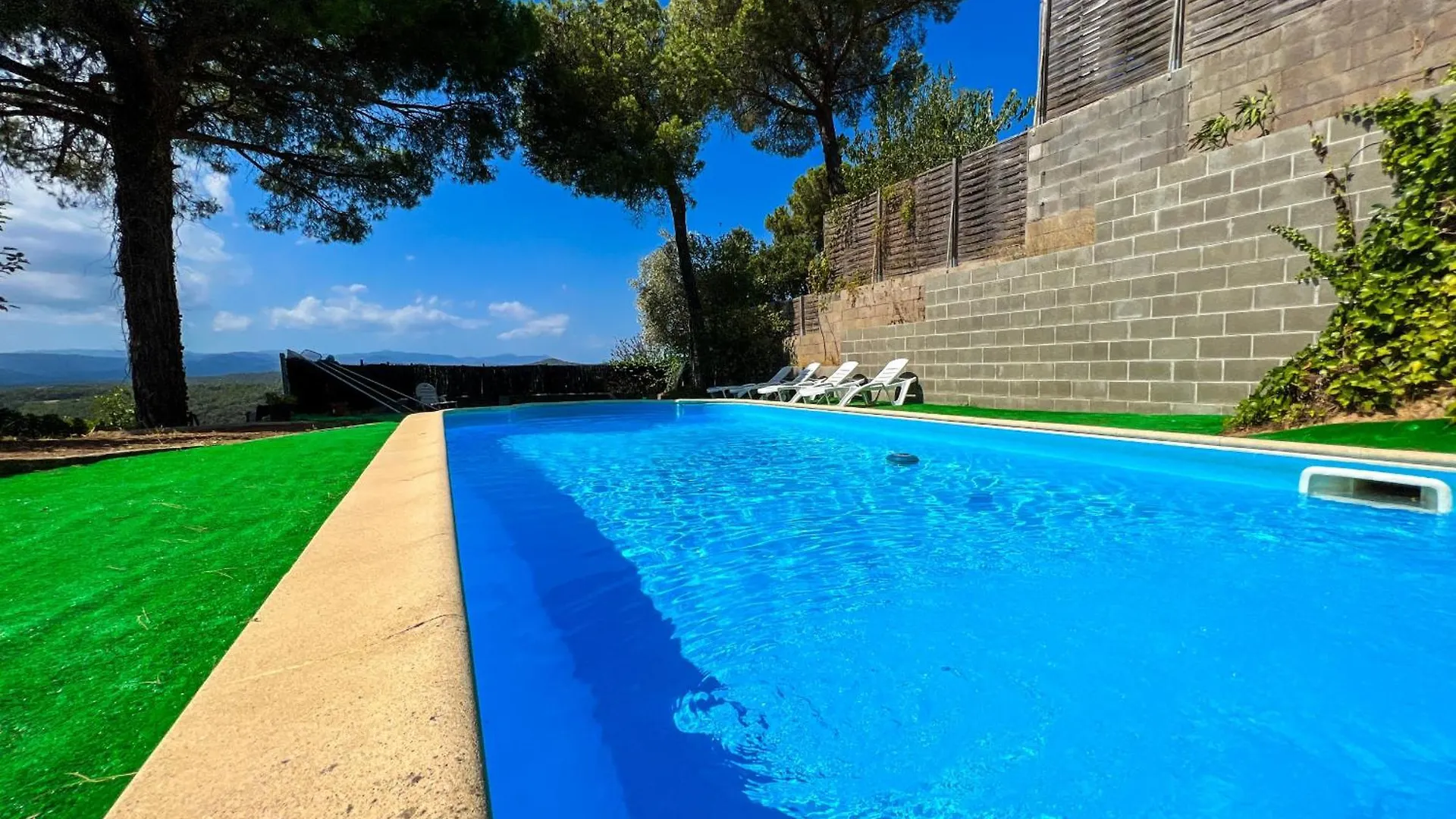 Vivalidays Gala Villa Tordera 0*,  Spain