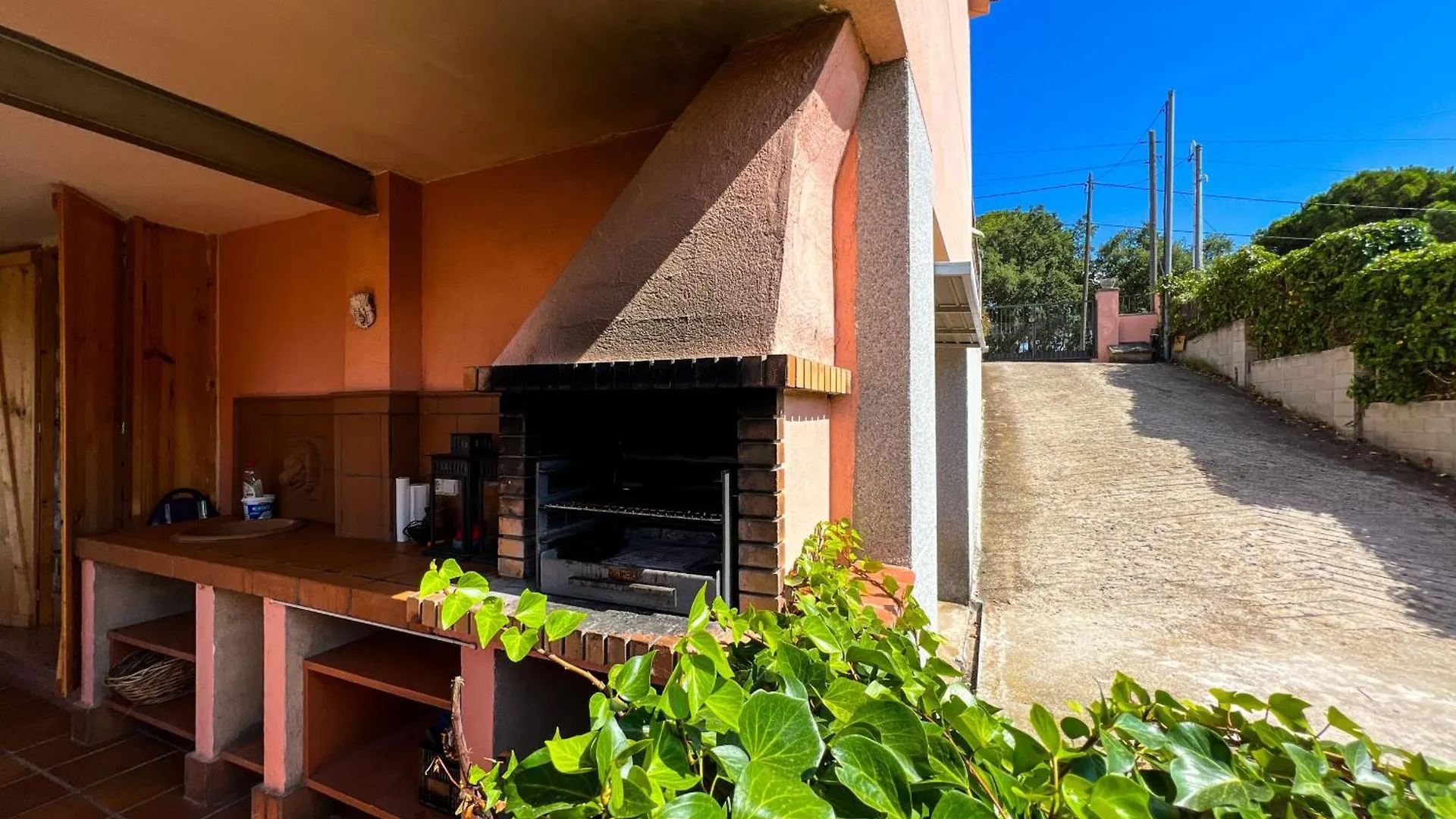 Vivalidays Gala Villa Tordera Holiday home